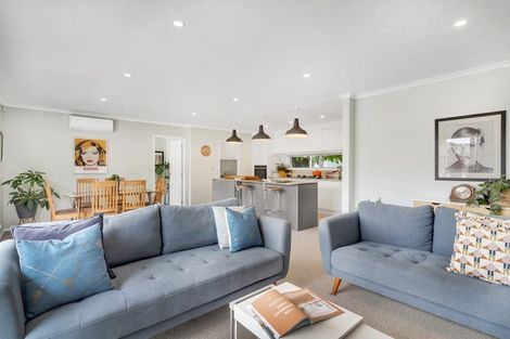 Photo of property in 6 Strasbourge Street, Martinborough, 5711