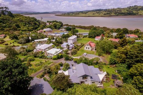 Photo of property in 5 Kirkpatrick Street, Kohukohu, 0491