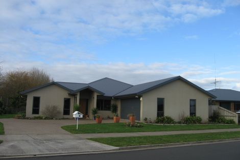 Photo of property in 10 Stoneleigh Drive, Chartwell, Hamilton, 3210