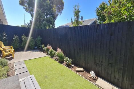 Photo of property in 2/11 Rutherford Street, Woolston, Christchurch, 8023