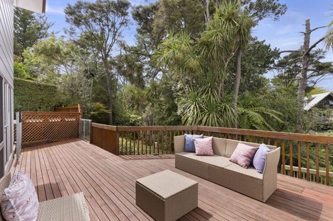 Photo of property in 15 Cunliffe Place, Glenfield, Auckland, 0629
