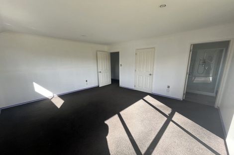 Photo of property in 10 Cleveland Heights, Kelvin Grove, Palmerston North, 4414