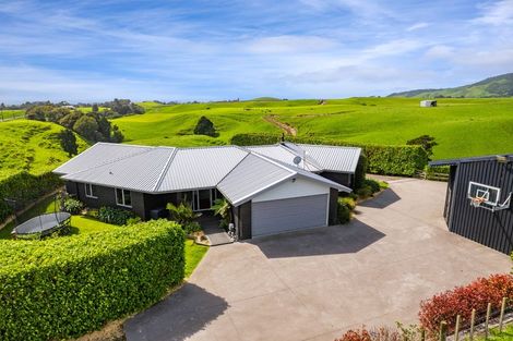 Photo of property in 169 Upper Pitone Road, Pitone, New Plymouth, 4374
