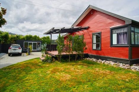 Photo of property in 716 Seven Mile Road, Runanga, 7803