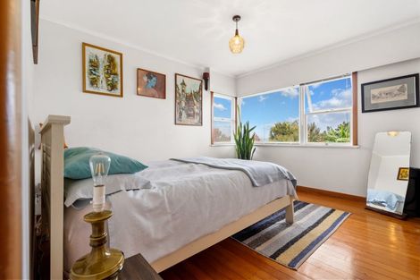 Photo of property in 17 Old Onerahi Road, Onerahi, Whangarei, 0110