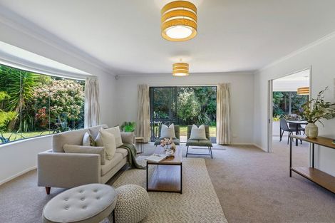 Photo of property in 22 Leanne Way, Waikanae Beach, Waikanae, 5036