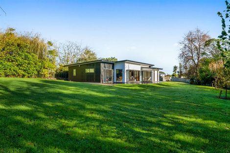 Photo of property in 112 Kawiu Road, Levin, 5510