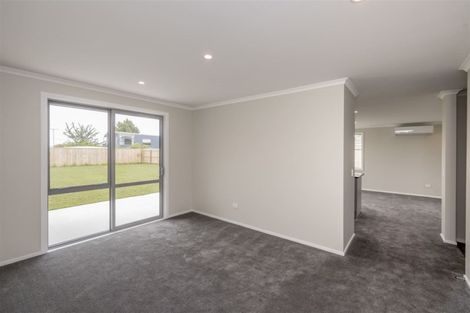 Photo of property in 4 Pohatu Lane, Otaki, 5512