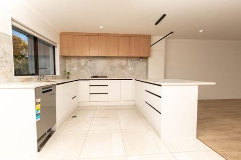 Photo of property in 5/7 Glen Road, Ranui, Auckland, 0612