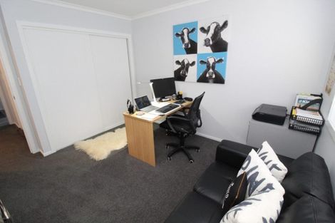 Photo of property in 18 Eric Batchelor Place, Waimate, 7924