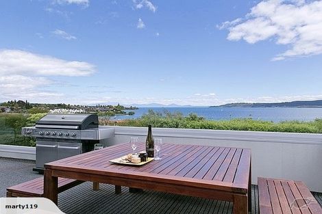 Photo of property in 2 Maniapoto Grove, Waipahihi, Taupo, 3330