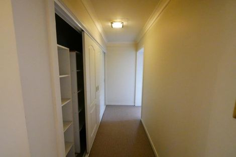 Photo of property in 28 Phoenicia Court, The Gardens, Auckland, 2105