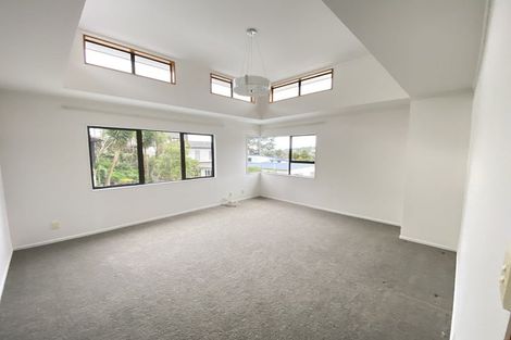 Photo of property in 23a Korotaha Terrace, Rothesay Bay, Auckland, 0630