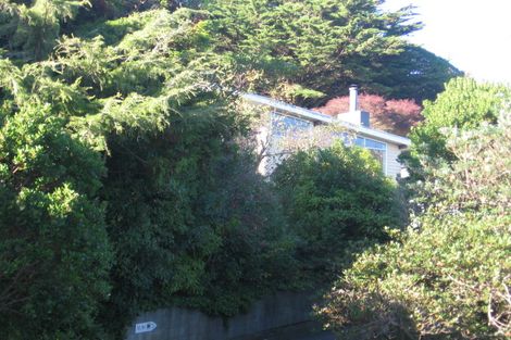 Photo of property in 16 Silverbirch Grove, Churton Park, Wellington, 6037