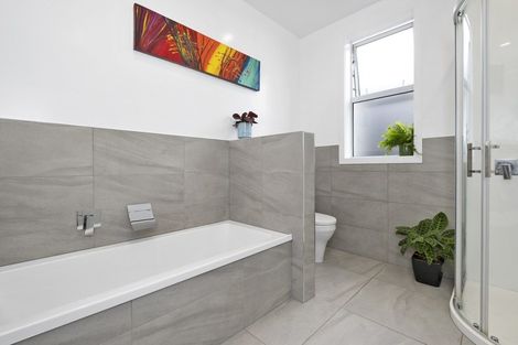 Photo of property in 27 Cranley Street, Musselburgh, Dunedin, 9013