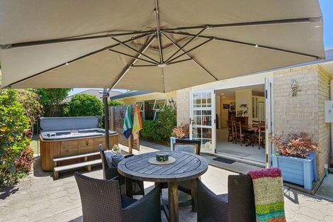 Photo of property in 308a Te Moana Road, Waikanae, 5036