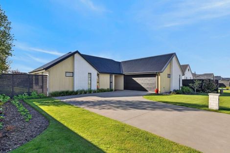 Photo of property in 16 Chatsworth Avenue, Rangiora, 7400