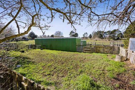 Photo of property in 24 Castle Street, Eltham, 4322