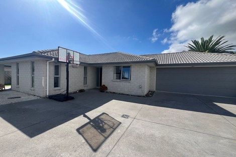 Photo of property in 27d Emerald Shores Drive, Papamoa Beach, Papamoa, 3118