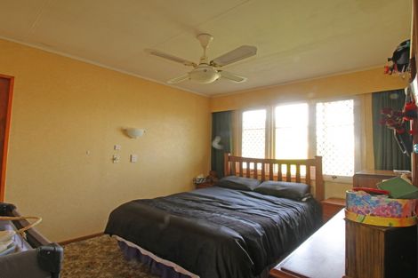 Photo of property in 8 Fox Place, Cloverlea, Palmerston North, 4412