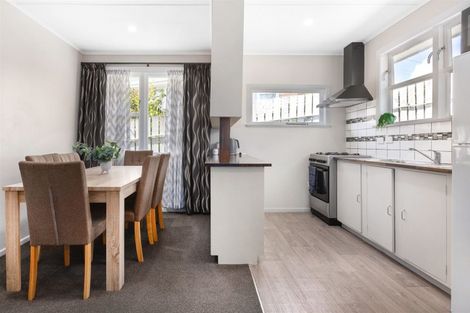 Photo of property in 111 Driver Crescent, Cannons Creek, Porirua, 5024