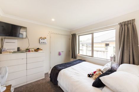 Photo of property in 27 Oak Crescent, Ashhurst, 4810