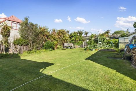 Photo of property in 12a Willow Avenue, Hannahs Bay, Rotorua, 3010