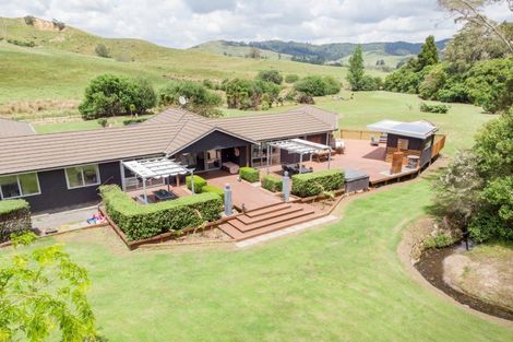 Photo of property in 180c Dimmock Road, Waitakaruru, Pokeno, 2471