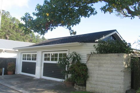 Photo of property in 5 Tui Road, Days Bay, Lower Hutt, 5013