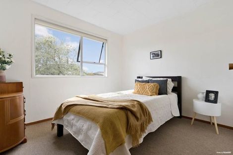 Photo of property in 13 Kereru Place, Half Moon Bay, Auckland, 2012