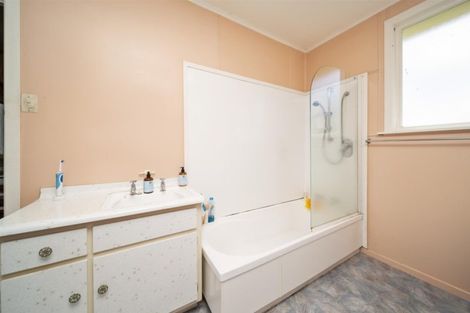 Photo of property in 53 Kapuni Street, Manaia, 4612