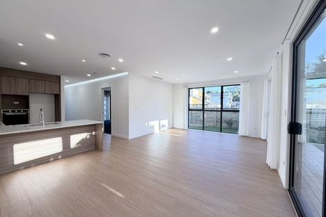Photo of property in 13a King Richard Place, Browns Bay, Auckland, 0630