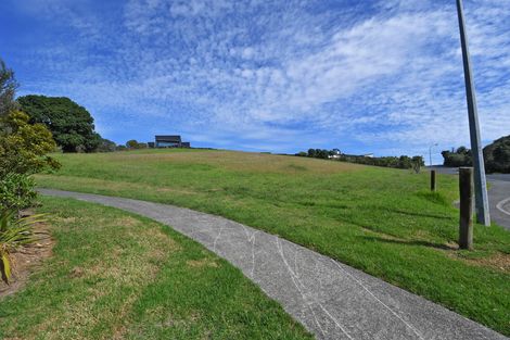 Photo of property in 42 Wonderview Road, Leigh, 0985