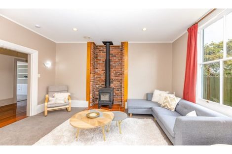 Photo of property in 2/96 Kerrs Road, Avonside, Christchurch, 8061