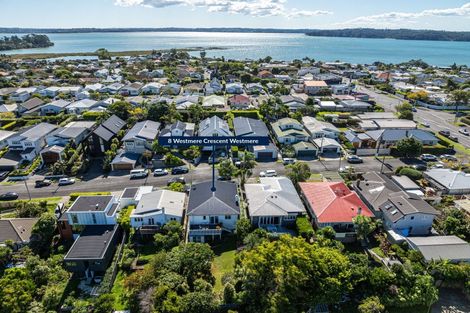 Photo of property in 8 Westmere Crescent, Westmere, Auckland, 1022