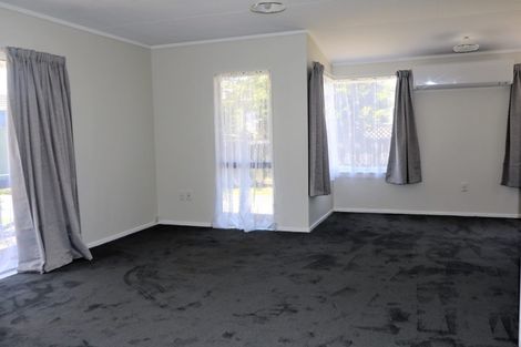 Photo of property in 21 Ebdentown Street, Ebdentown, Upper Hutt, 5018