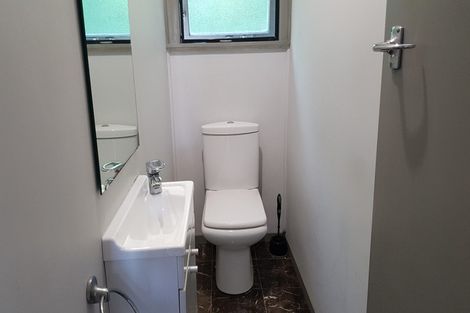 Photo of property in 14 Bruce Road, Glenfield, Auckland, 0629