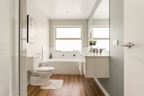 Photo of property in 8 Aubrey Way, Brookfield, Tauranga, 3110