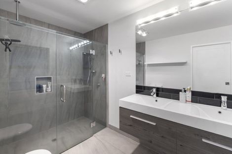 Photo of property in 76 Puhirake Crescent, Pyes Pa, Tauranga, 3112