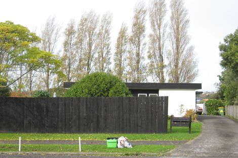 Photo of property in 2/22 Chesley Place, Half Moon Bay, Auckland, 2012