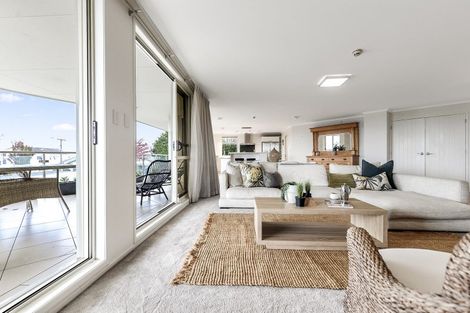 Photo of property in 40d Thackeray Street, Hamilton Lake, Hamilton, 3204