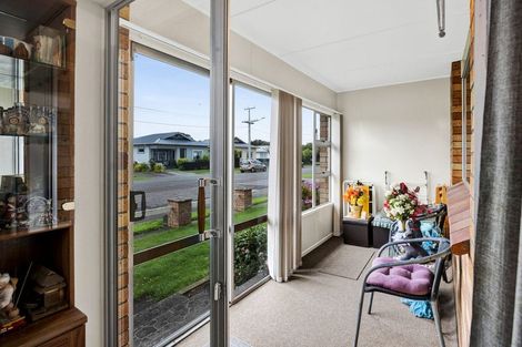 Photo of property in 15 Grey Street, Hawera, 4610