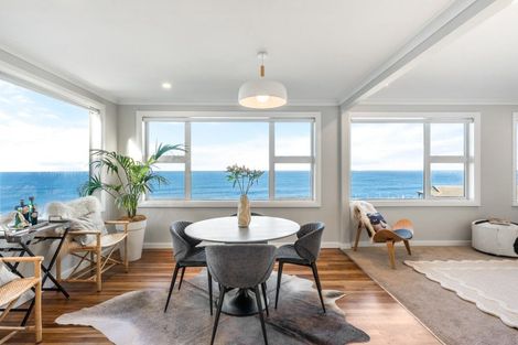 Photo of property in 51 High Street, Island Bay, Wellington, 6023