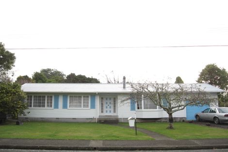 Photo of property in 13 Buckley Grove, Paraparaumu, 5032