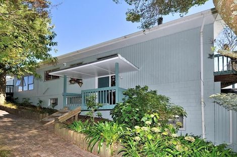 Photo of property in 19 Morriggia Place, Bayview, Auckland, 0629