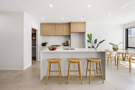 Photo of property in 104e Pepene Avenue, Takanini, 2112