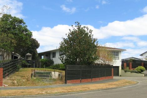 Photo of property in 3 Utah Grove, Totara Park, Upper Hutt, 5018