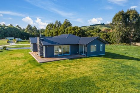 Photo of property in 10 Lancewood Way, Kinloch, Taupo, 3377