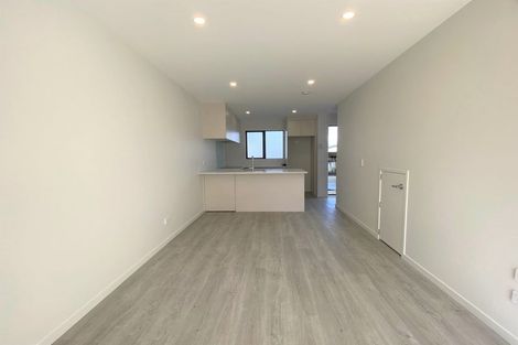 Photo of property in 2/23 View Road, Papakura, 2110