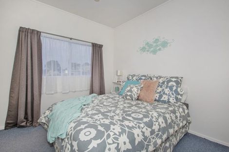 Photo of property in 14 Matakohe Place, Portland, Whangarei, 0178